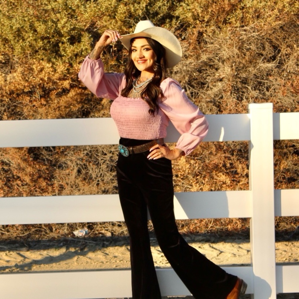 Light pink, on or off shoulder, puff sleeve top